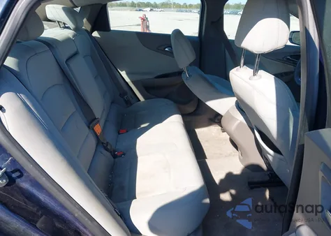 2017 Chevrolet Malibu 1Fl из США, поврежденный, VIN 1G1ZC5ST4HF263726